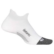 NEW Feetures Elite Light Cushion No-Show Tab Sock