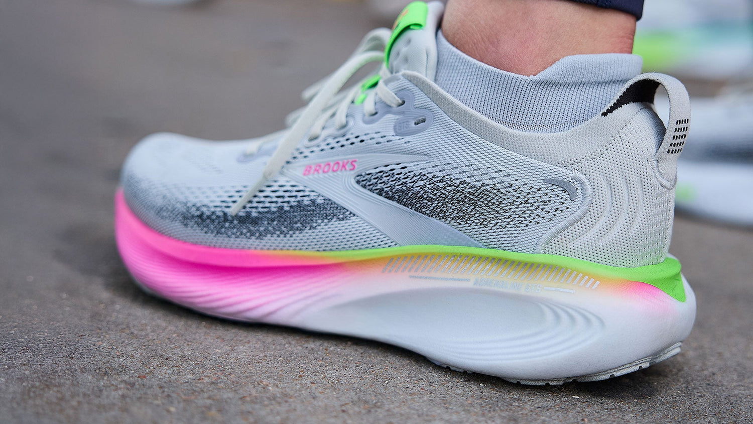 Brooks Adrenaline GTS 25