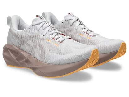 Womens Asics Novablast 5