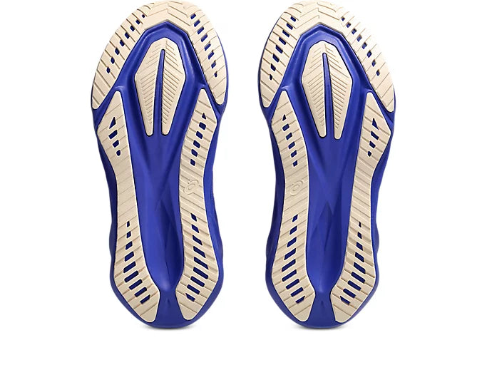 Womens Asics Novablast 5