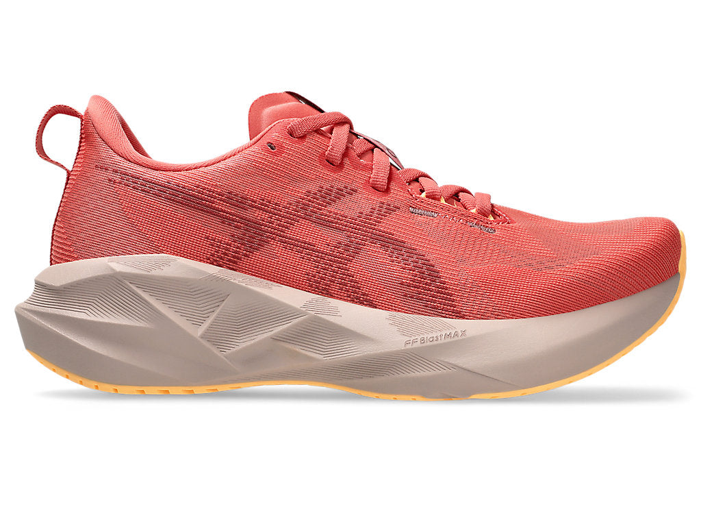 Womens Asics Novablast 5