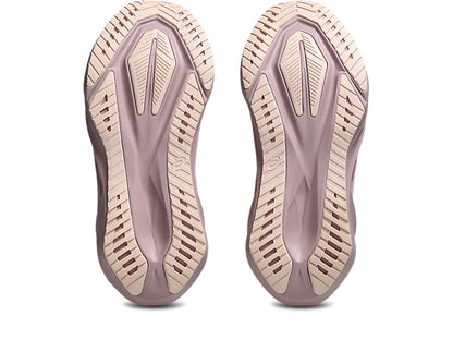 Womens Asics Novablast 5