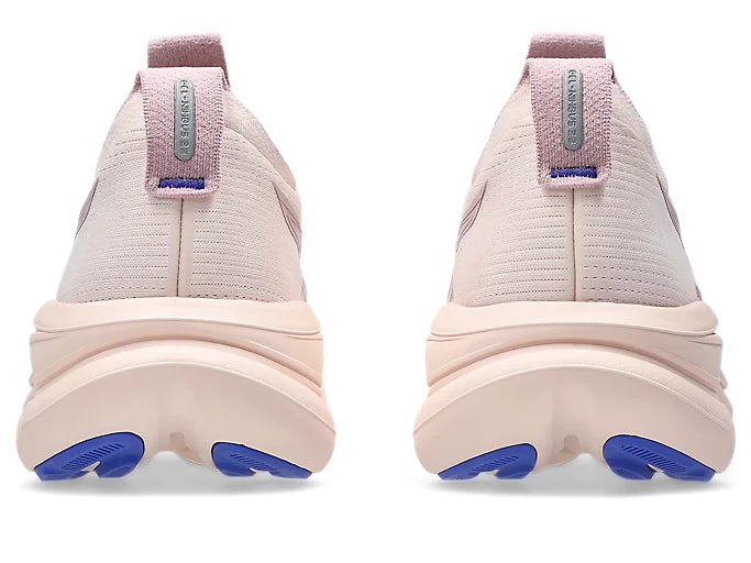 Womens Asics Gel-Nimbus 28 (D Wide)