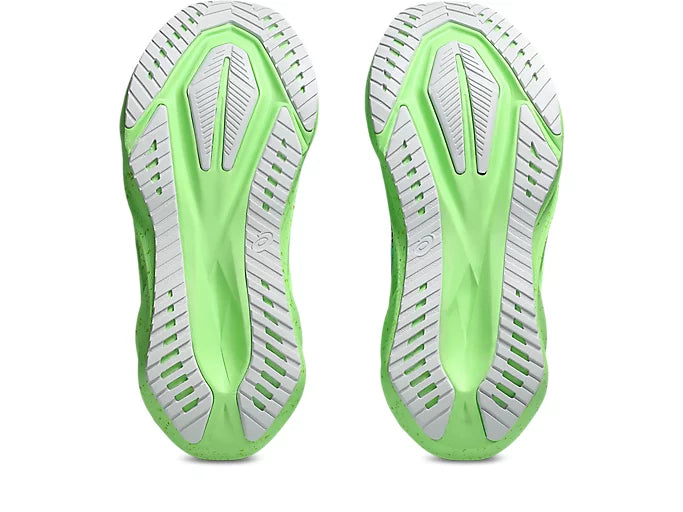 Womens Asics Novablast 5