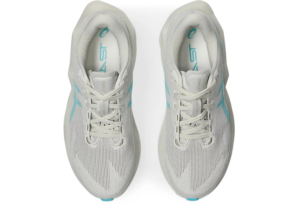 Womens Asics Novablast 6