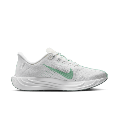 Womens Nike Pegasus Plus