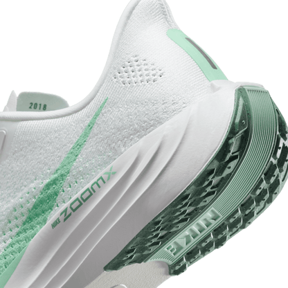 Womens Nike Pegasus Plus