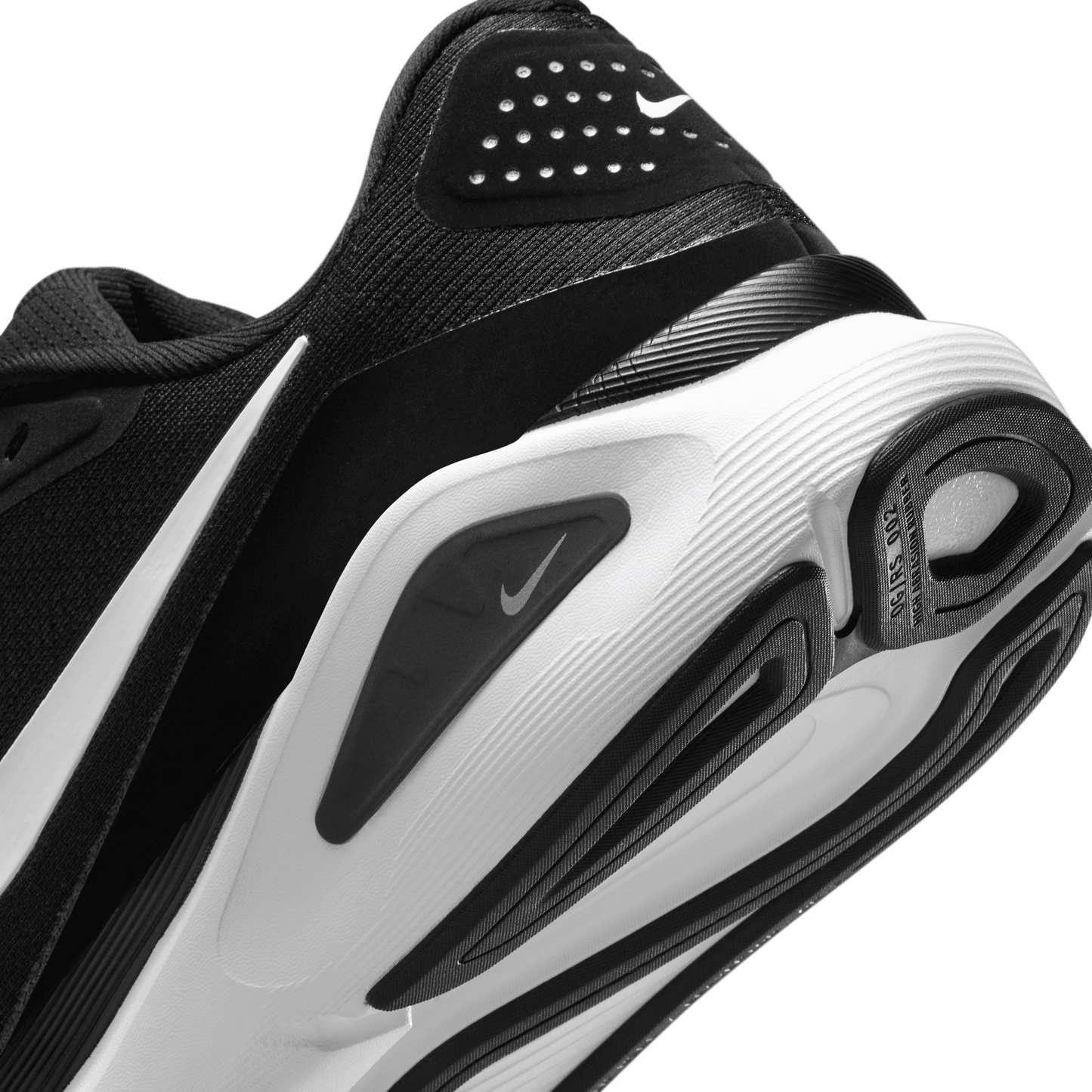 Womens Nike Structure 26