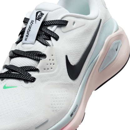 Womens Nike Structure 26