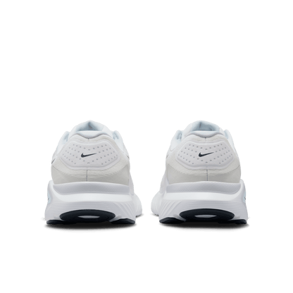 Mens Nike Structure 26