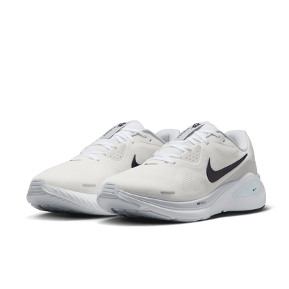 Mens Nike Structure 26