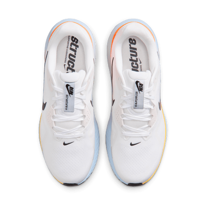 Mens Nike Structure 26