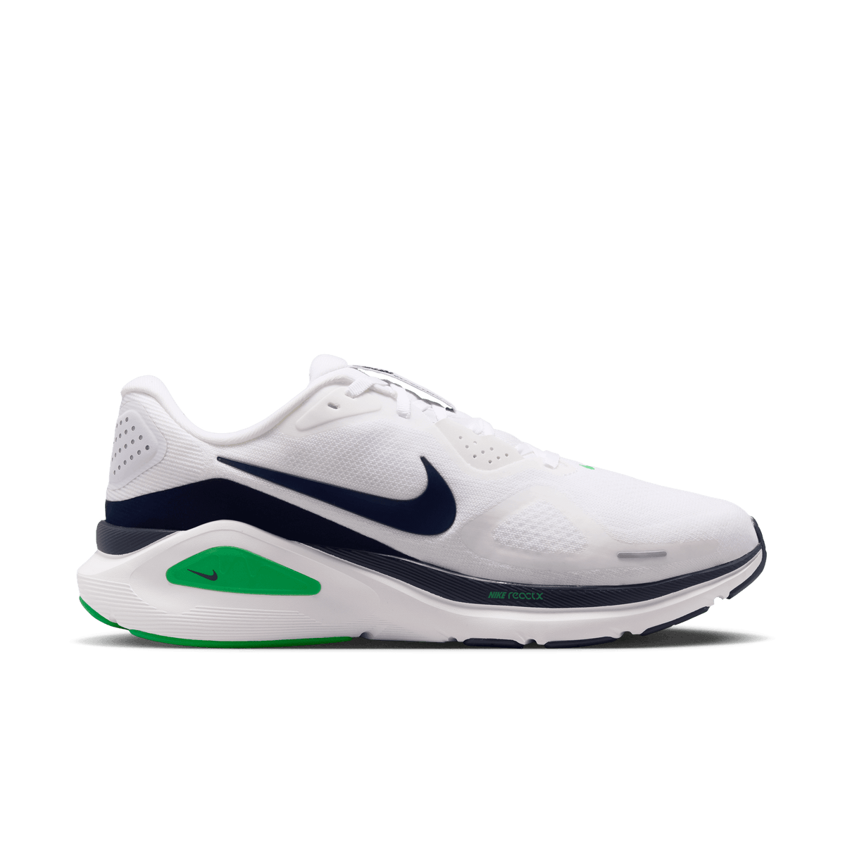 Mens Nike Structure 26