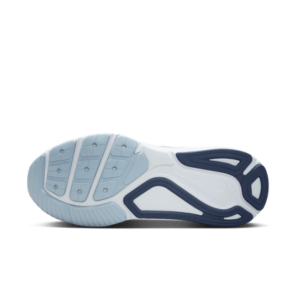 Mens Nike Structure 26