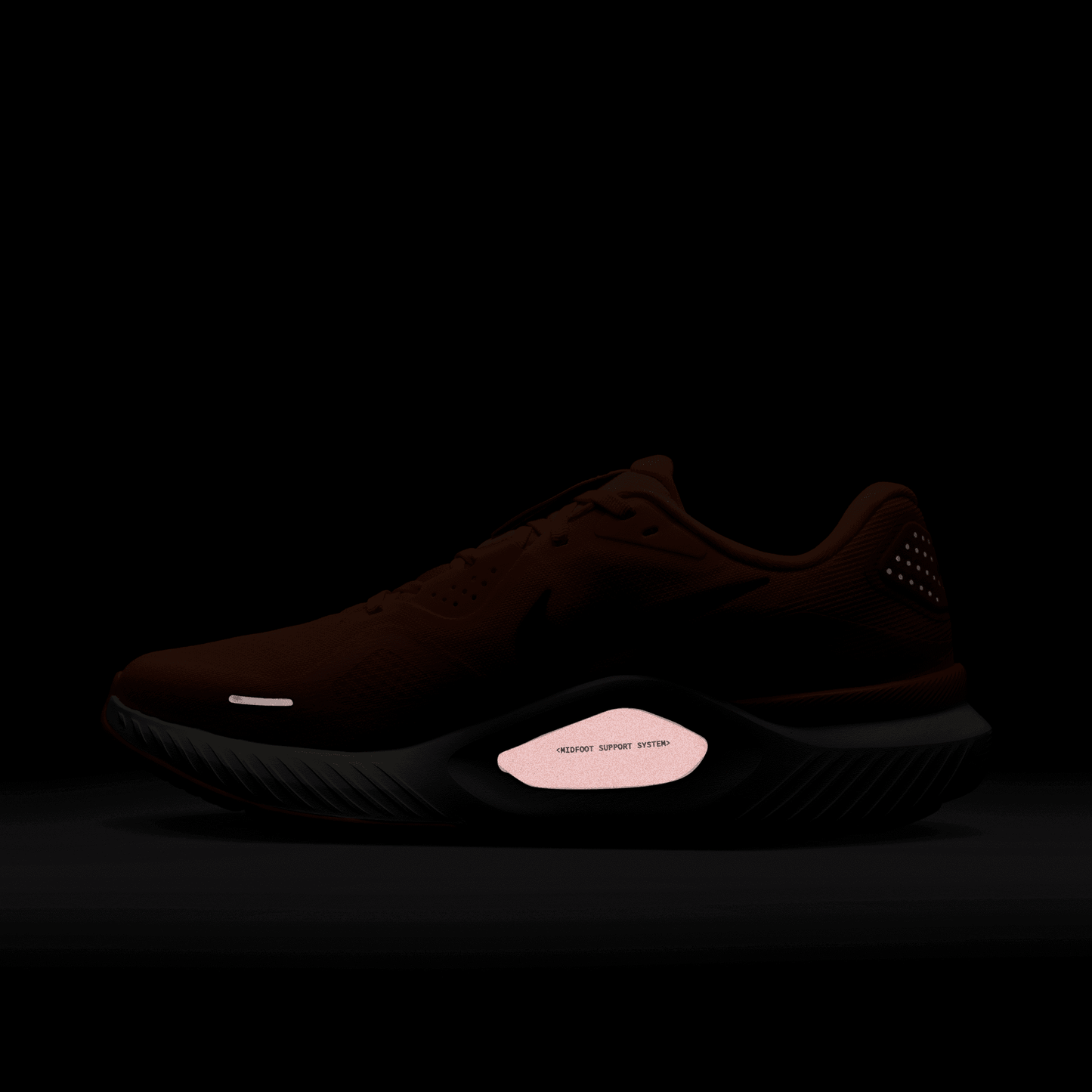 Mens Nike Structure 26