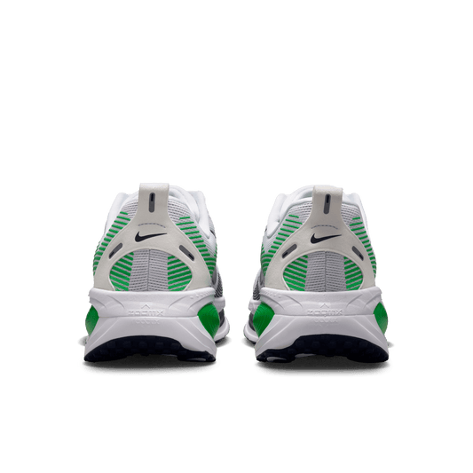 Mens Nike Vomero 18 (2E Wide)