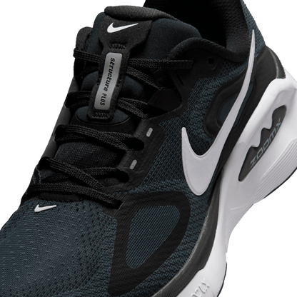 Womens Nike Structure Plus