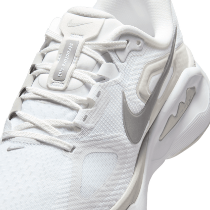 Womens Nike Structure Plus