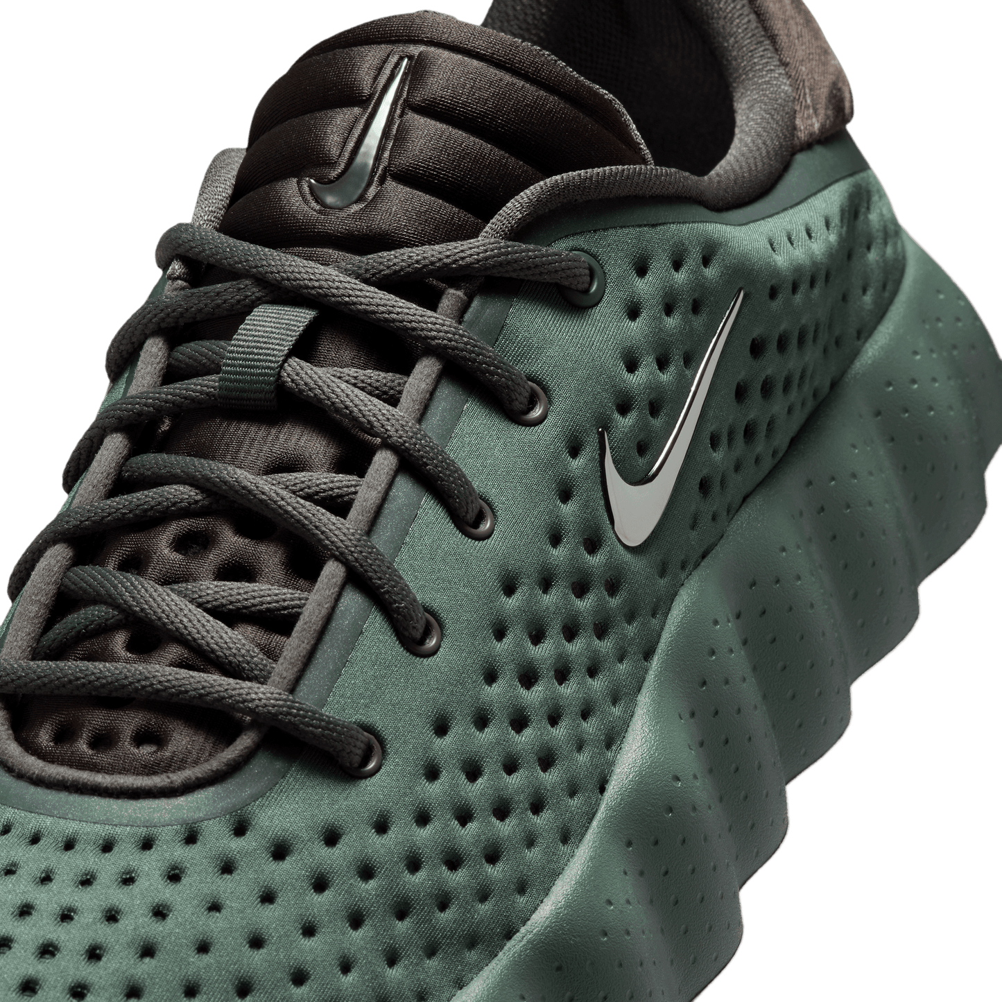 Mens Nike Mind 002