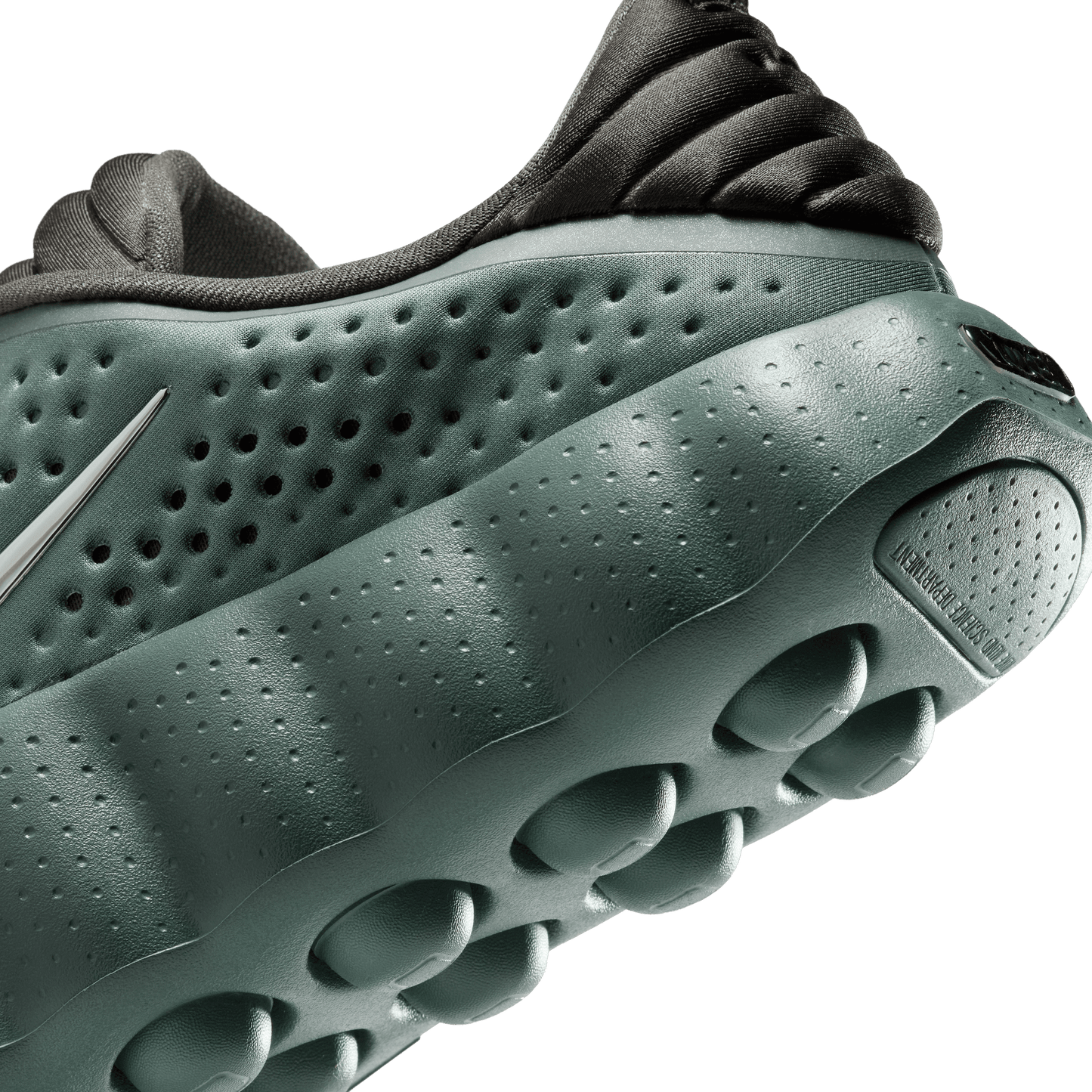 Mens Nike Mind 002