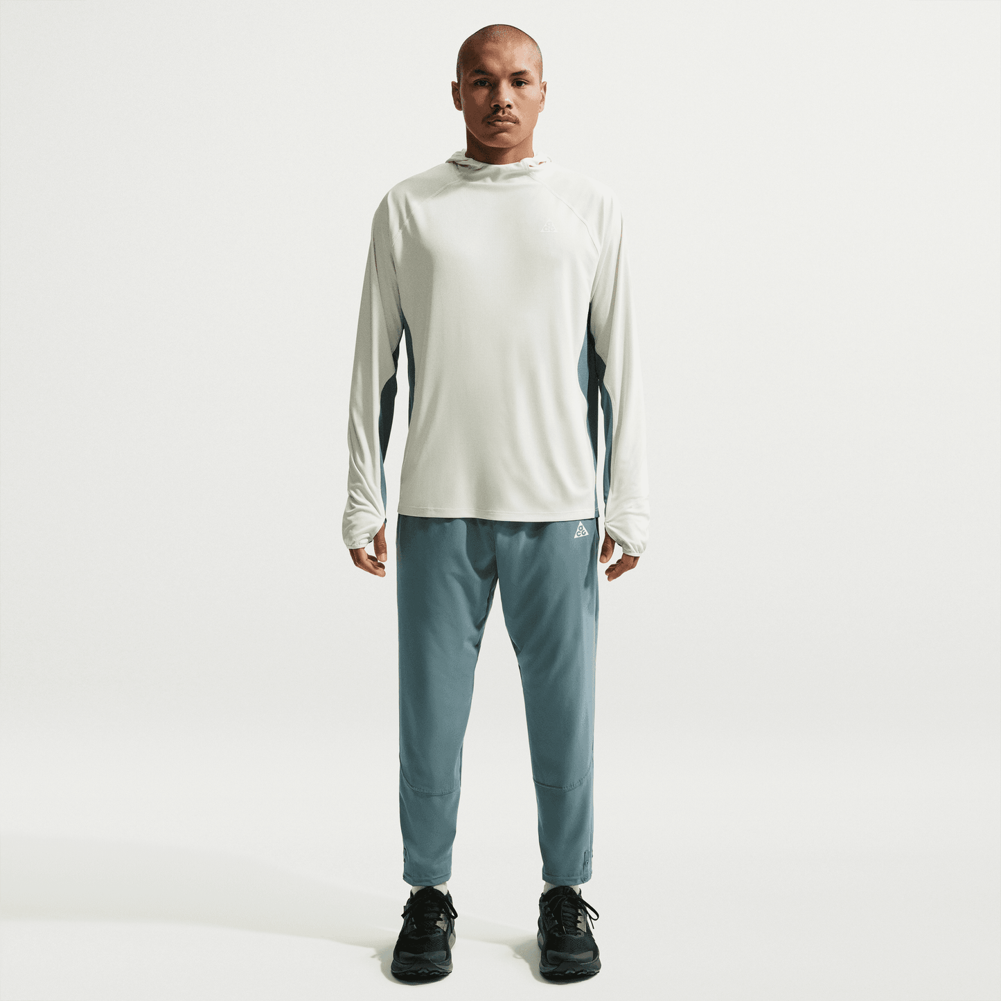Mens Nike ACG Dri-Fit UV Solar Chase LS Hooded Top