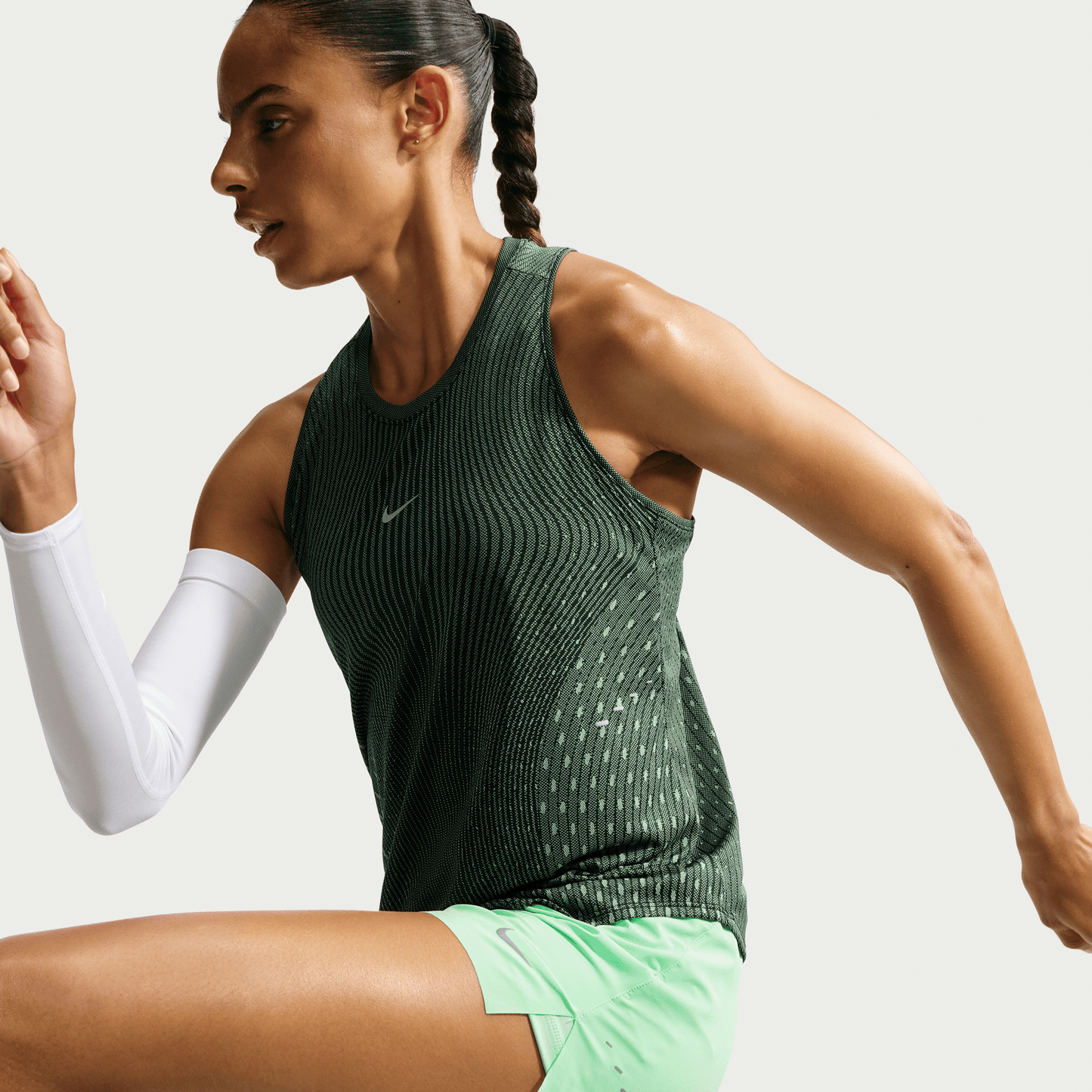 Womens Nike Swift Aero-FIT Tank Top