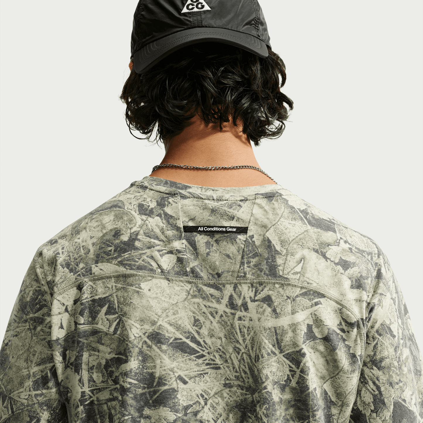 Mens Nike ACG Dri-FIT ADV Solar Chase SS Top AOP