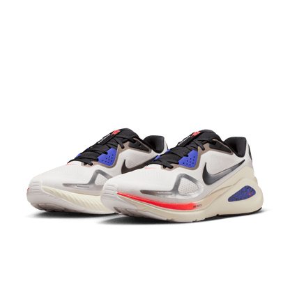 Mens Nike Structure 26