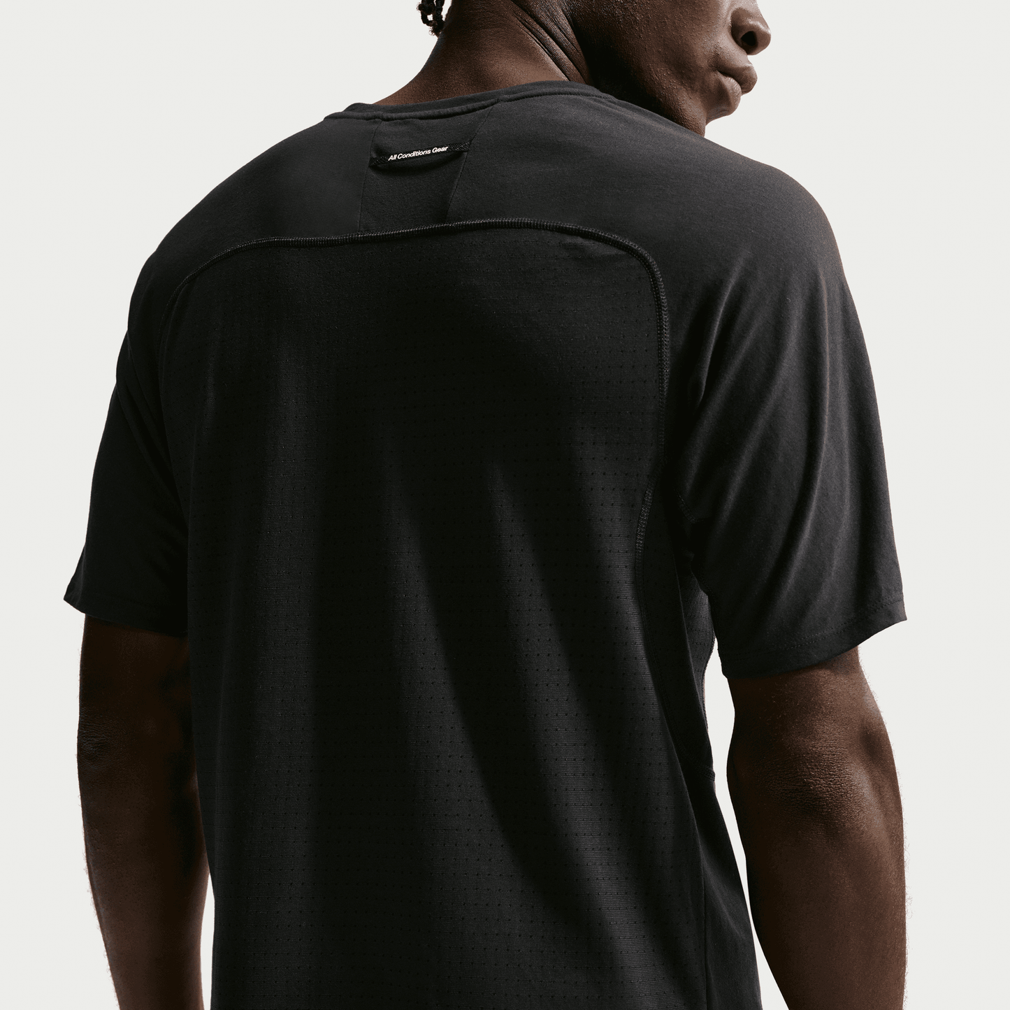 Mens Nike ACG Dri-FIT ADV Solar Chase SS Top