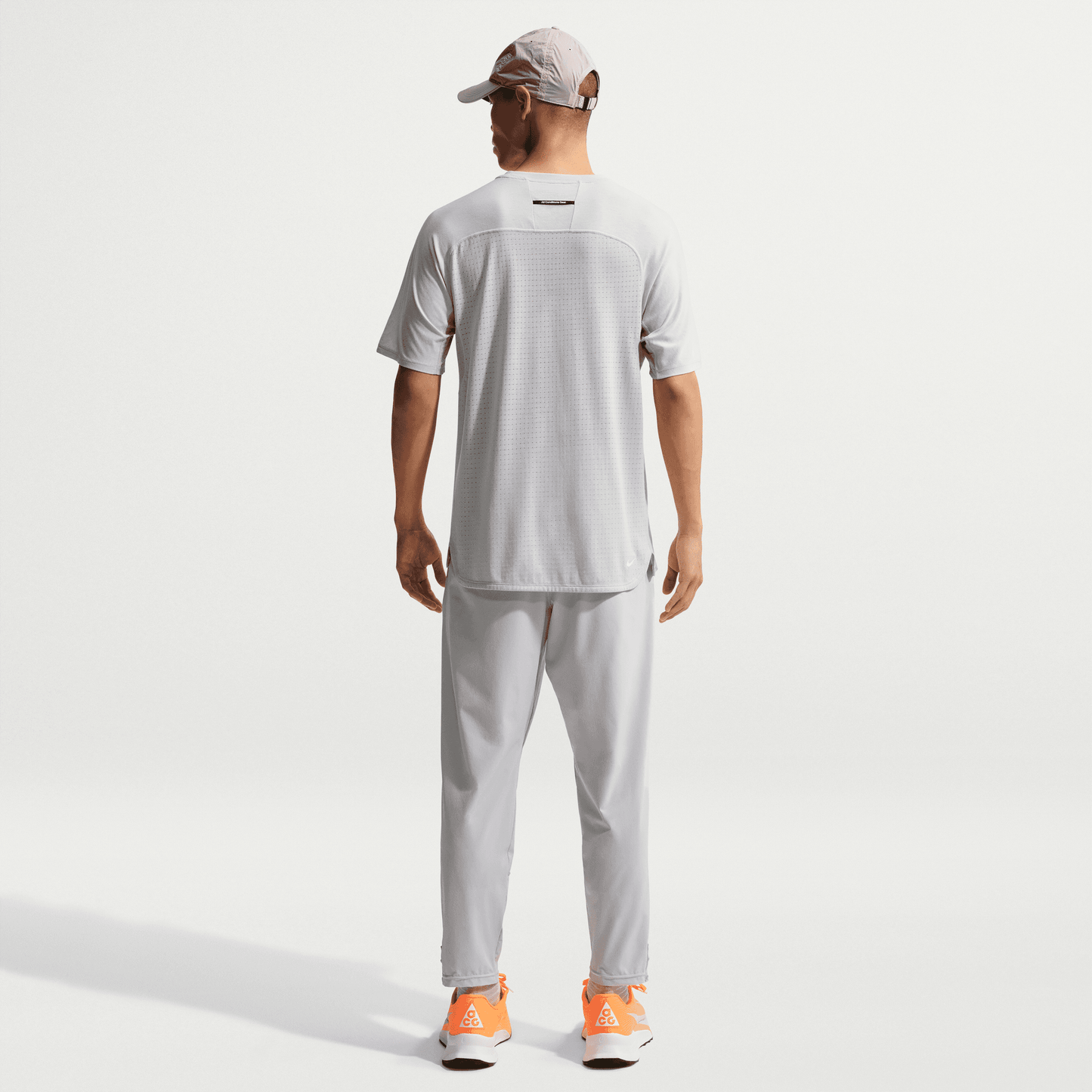 Mens Nike ACG Dri-FIT ADV Solar Chase SS Top