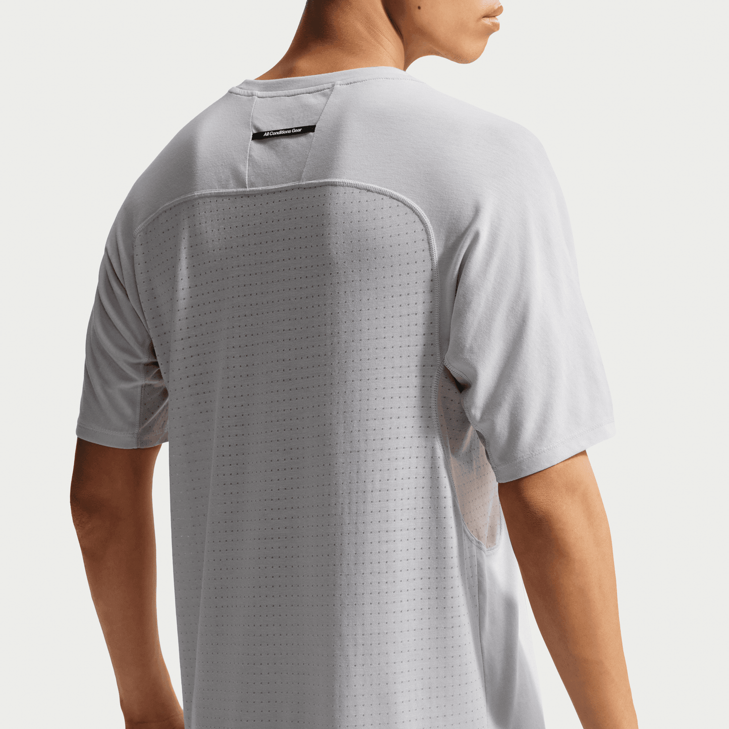 Mens Nike ACG Dri-FIT ADV Solar Chase SS Top