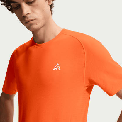 Mens Nike ACG Dri-FIT ADV Solar Chase SS Top