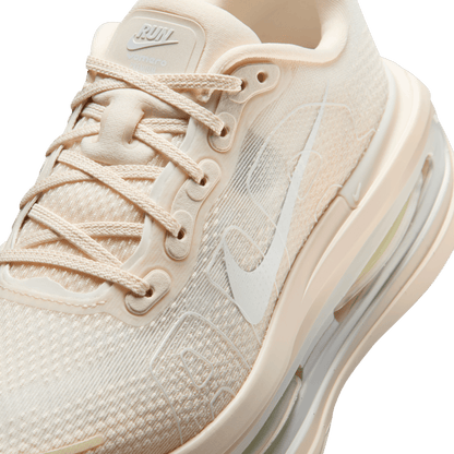 Womens Nike Vomero Premium ESS