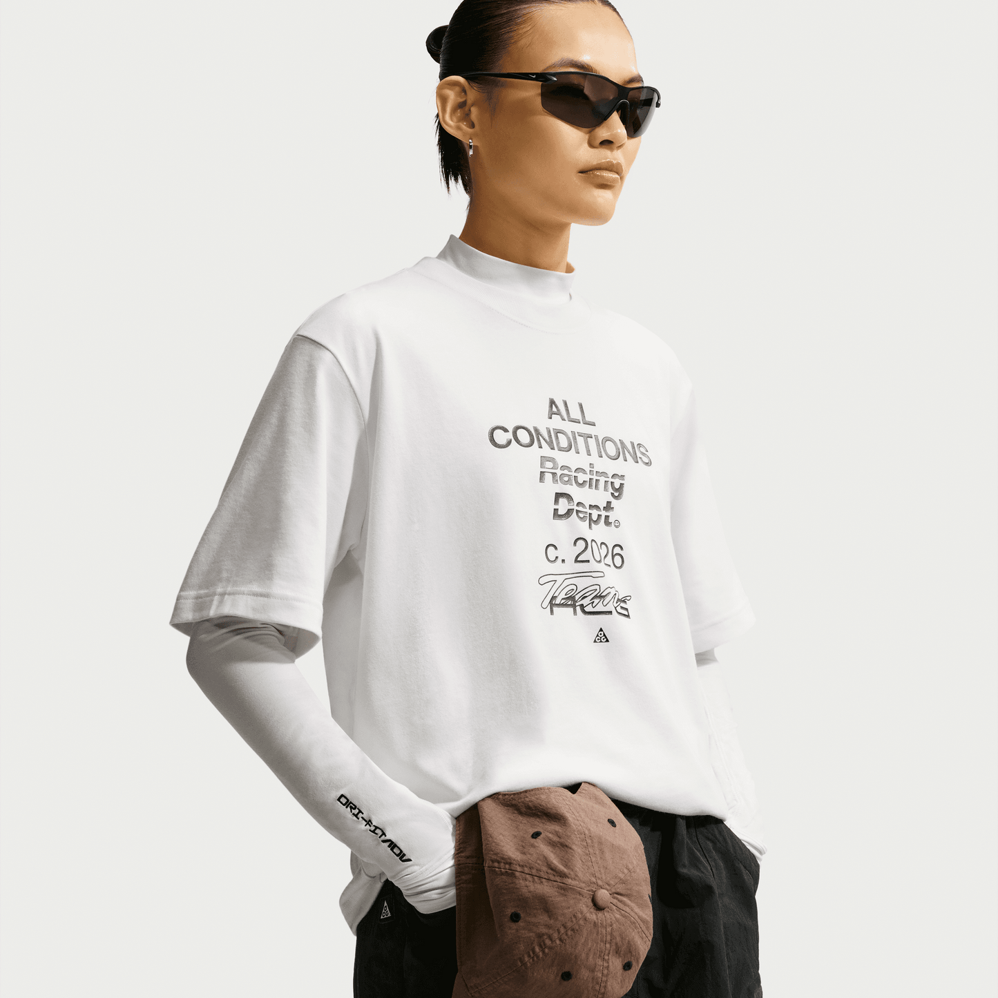 Womens Nike ACG Dri-FIT ACRD LT Boxy T-Shirt