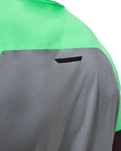 Mens On Performance-T