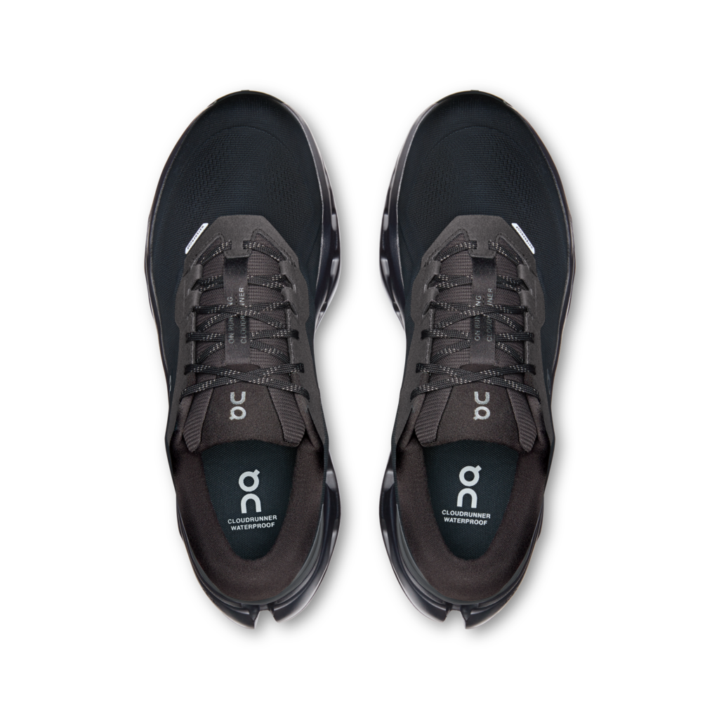 Mens On Cloudrunner 3 WP