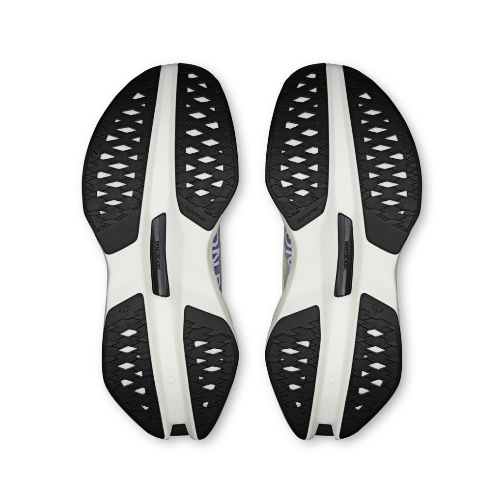 Womens On Cloudboom Max