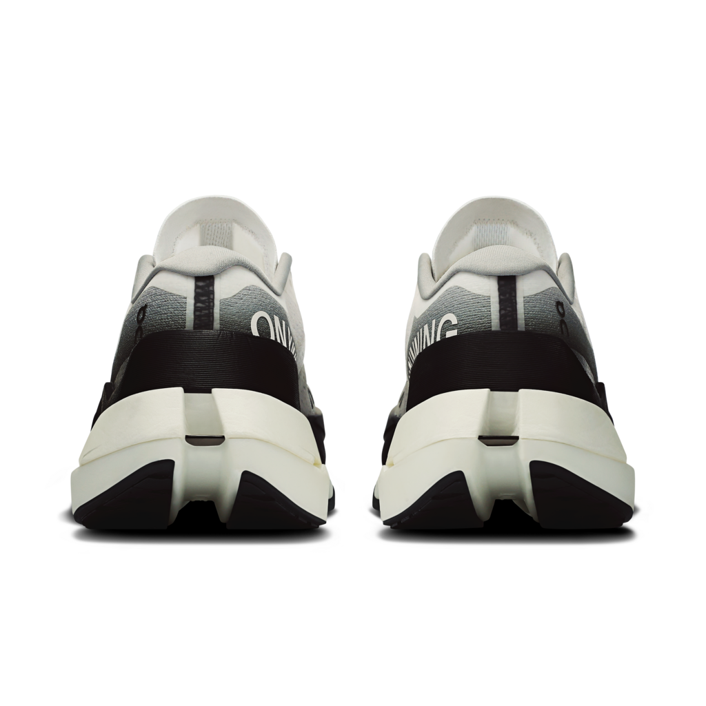 Womens On Cloudboom Max