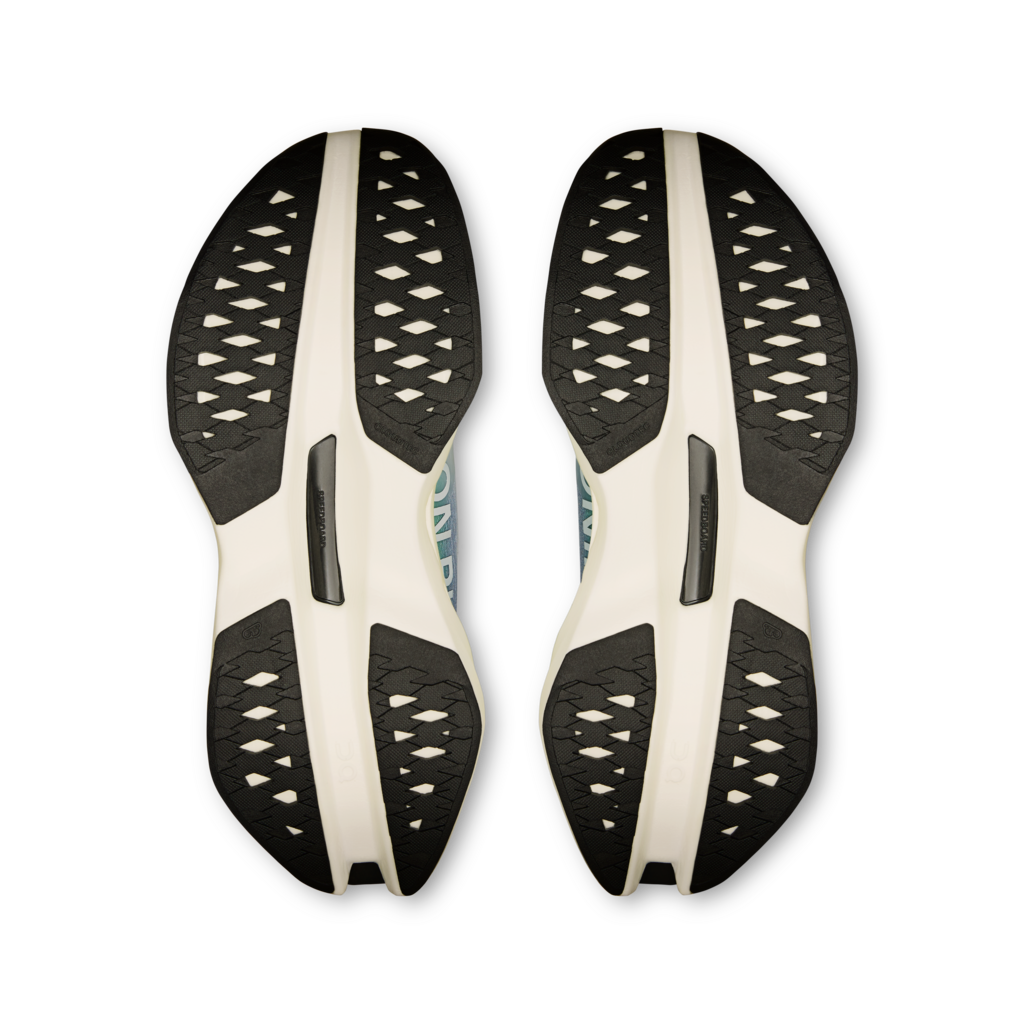 Womens On Cloudboom Max