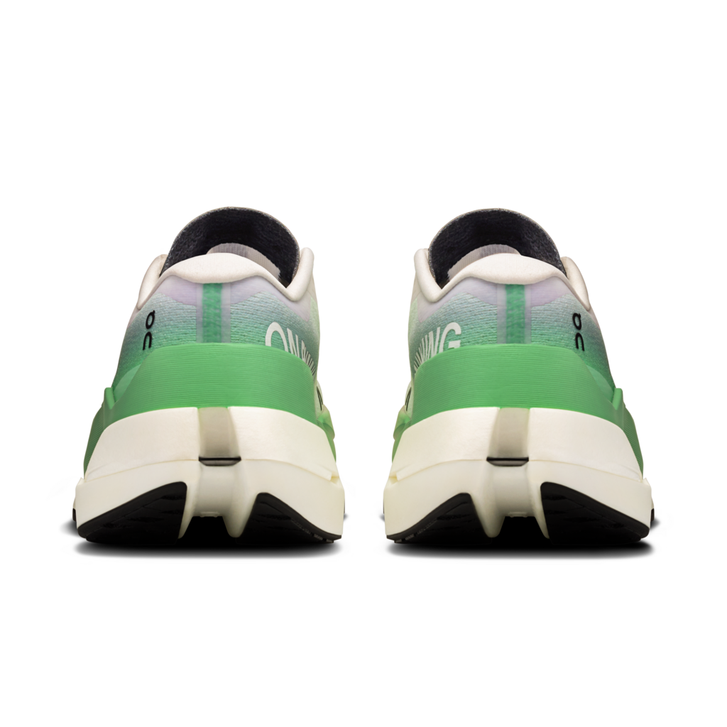 Womens On Cloudboom Max