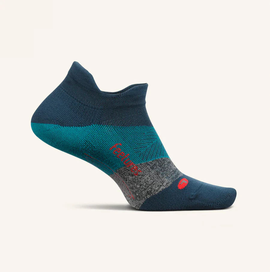Feetures Elite Ultra Light Cushion No Show Tab - Calzino Sportivo con Compressione mirata - Cielo Grigio, Piccolo (1 Paio Feetures Elite Ultra Light Cushion No Show Tab - Calzino Sportivo con Compressione mirata - Cielo Grigio, Piccolo (1 Paio