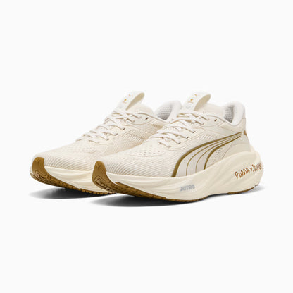 Womens Puma Magnify NITRO 3 Saysky