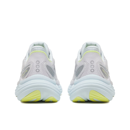 Womens Saucony Triumph 24