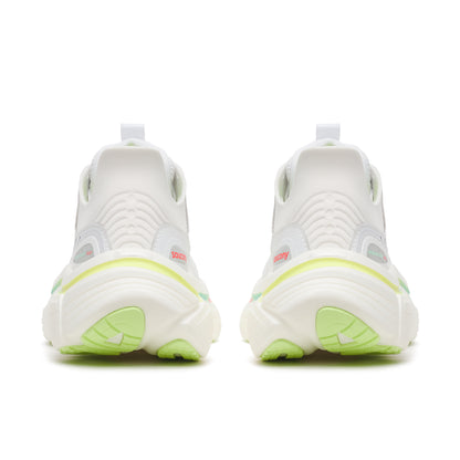 Womens Saucony Paramount Max