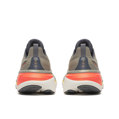 Mens Saucony Hurricane 25