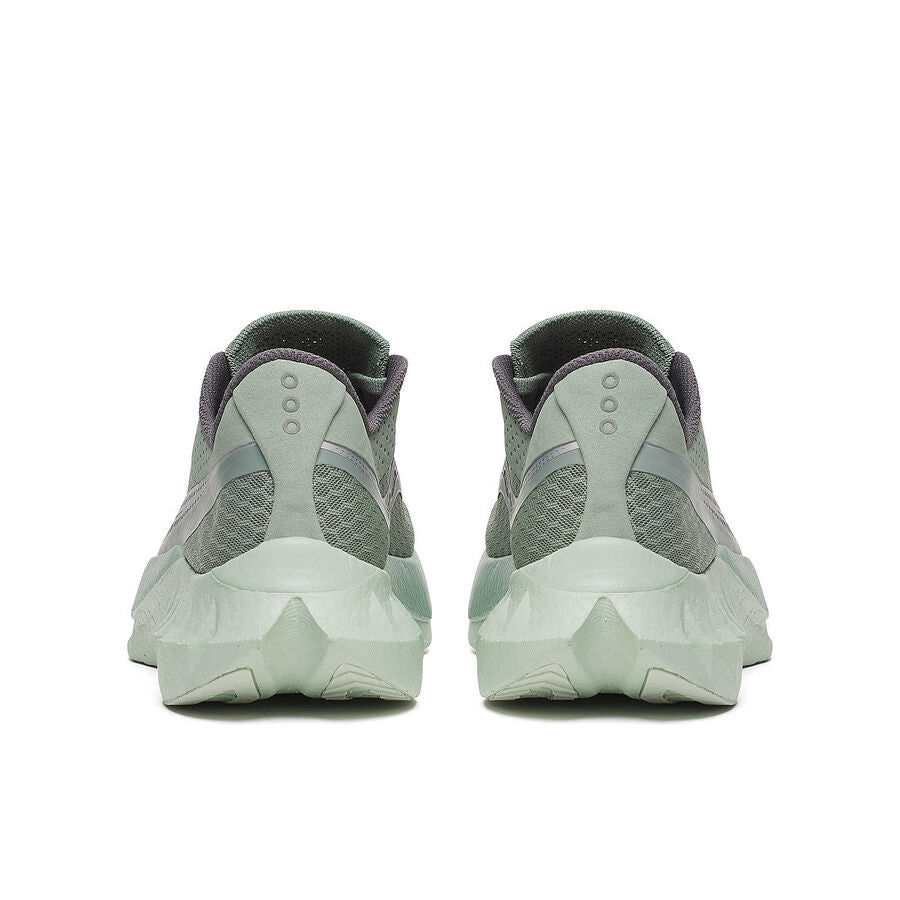 Mens Saucony Endorphin Pro 4