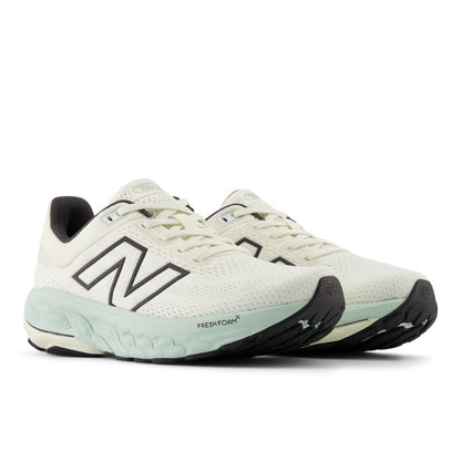 Womens New Balance Fresh Foam X 860 v14 (D Wide)