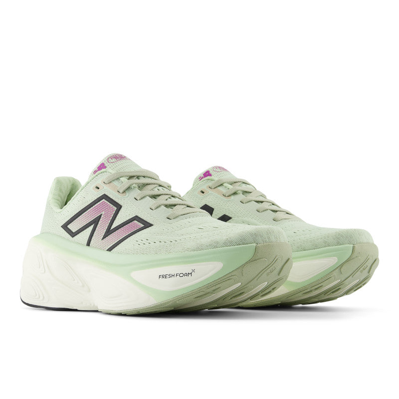 Womens New Balance Fresh Foam X More V5 (D Wide)