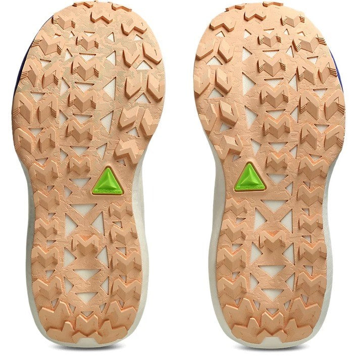 Womens Asics Trabuco Max 5