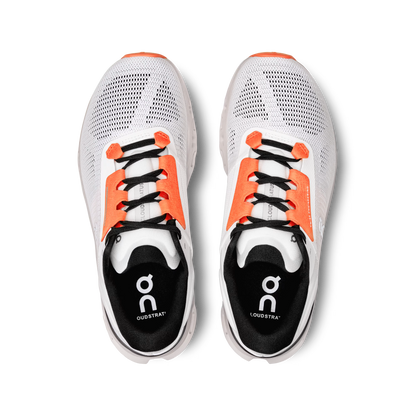 Womens On Cloudstratus 3